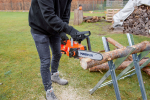 (obrázek pro) POWDPG7570 - AKU řetězová pila 20V LI-ION 300mm (bez baterie)
